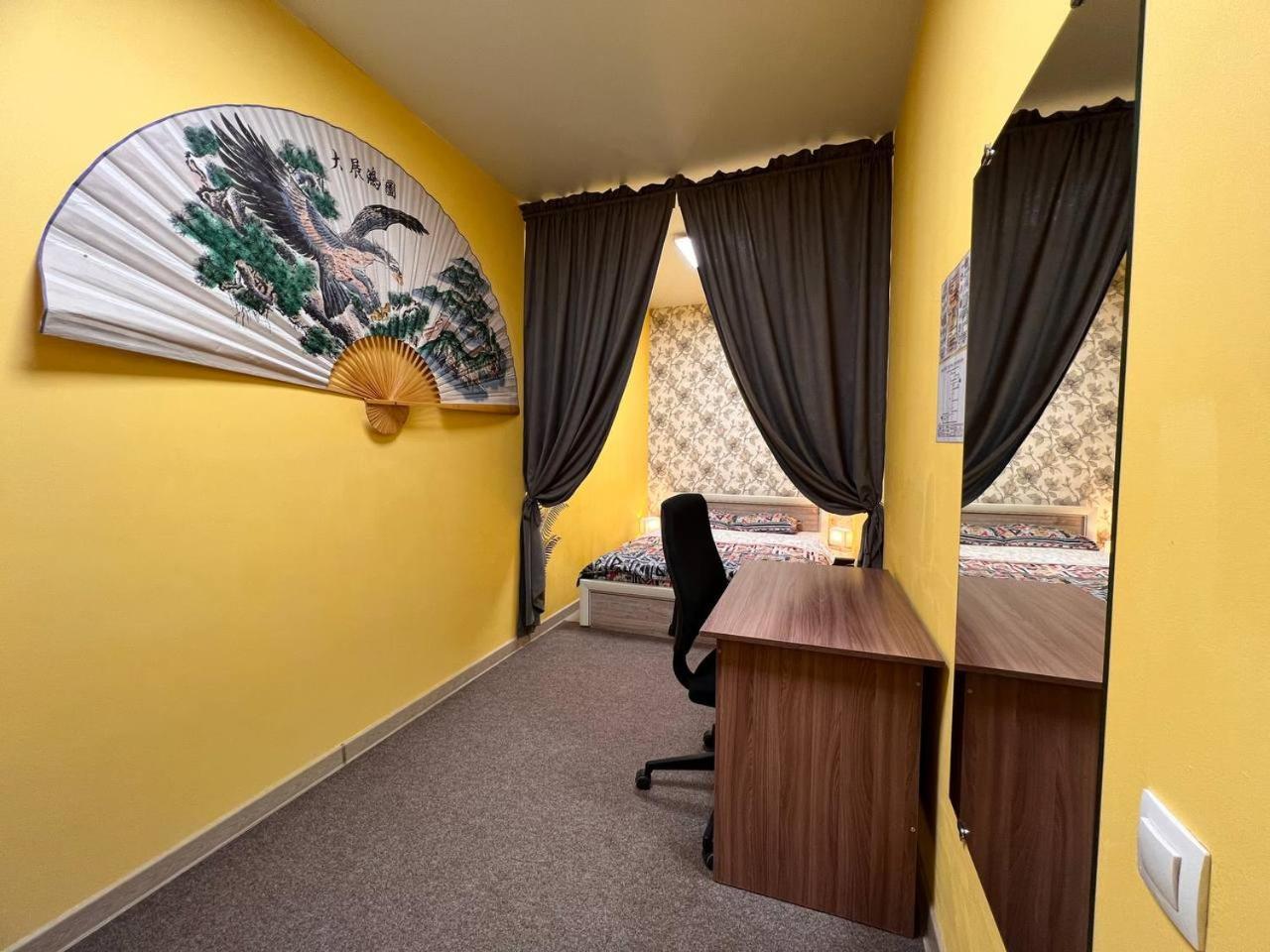 Рой Hostel Алма Ата Екстериор снимка
